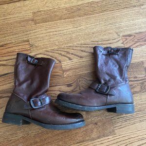 Frye Veronica short boot